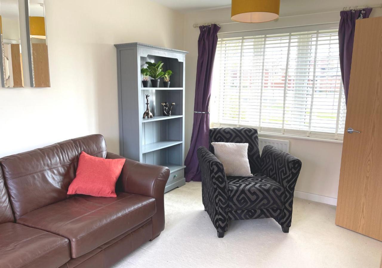 Ashford Holiday Home Sleeps 6 Free Parking Wifi Willesborough Exterior foto